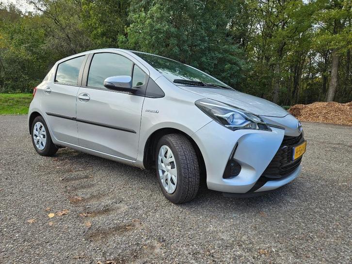 Toyota Yaris 1.5 Hybrid 100pk CVT 2020 Grijs, Auto's, Toyota, Particulier, Yaris, Airbags, Airconditioning, Alarm, Centrale vergrendeling