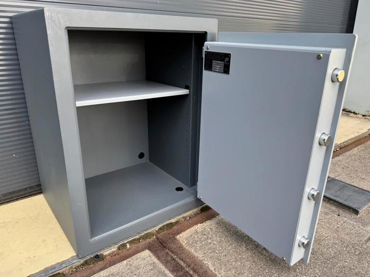 Mooie Secur Line rdw kluis met certificaat en 2 sleutels, Huis en Inrichting, Brandblussers en Brandkasten, Zo goed als nieuw
