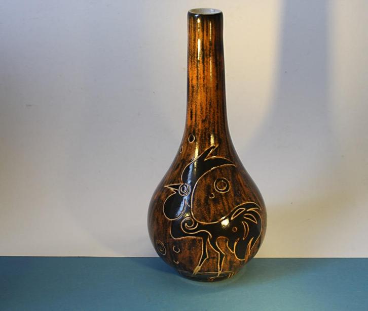 De Gats Valkenburg keramiek steelvaas met sgraffito, Antiek en Kunst, Antiek | Vazen, Ophalen of Verzenden