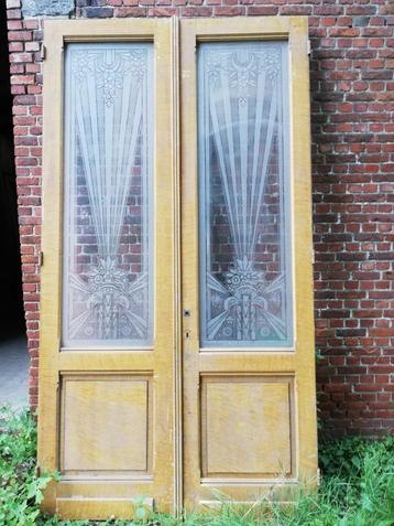 274hx148br Hoge dubbele paneeldeuren art deco ge-etst glas beschikbaar voor biedingen