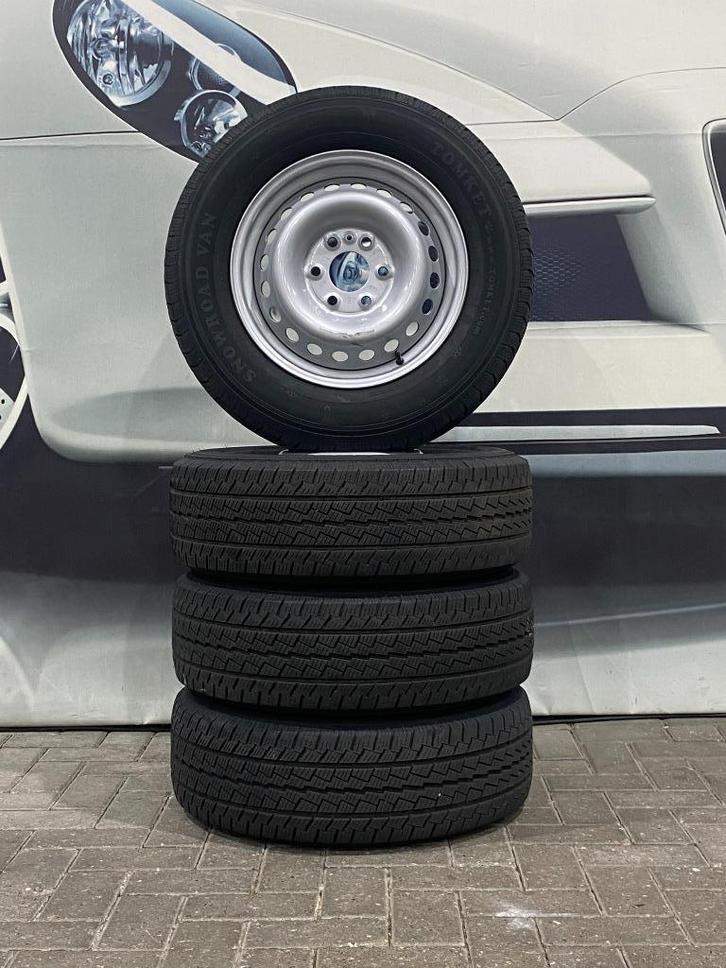 Iveco Daily | winterset | 16 inch | Netjes!, Auto-onderdelen, Banden en Velgen, Banden en Velgen, Winterbanden, 16 inch, 225 mm