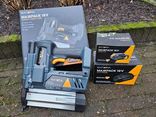 Batavia 18V Accu Combi Tacker  met Accu en Lader  €  165,00, Doe-het-zelf en Verbouw, Overige Doe-het-zelf en Verbouw, Nieuw, Ophalen of Verzenden