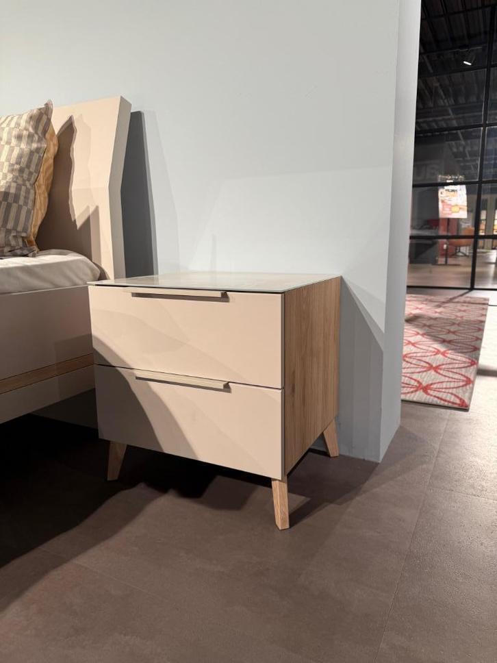Nachtkast met lades Concept Me 500 Nolte, Huis en Inrichting, Slaapkamer | Nachtkastjes, Nieuw, Minder dan 55 cm, 45 tot 65 cm
