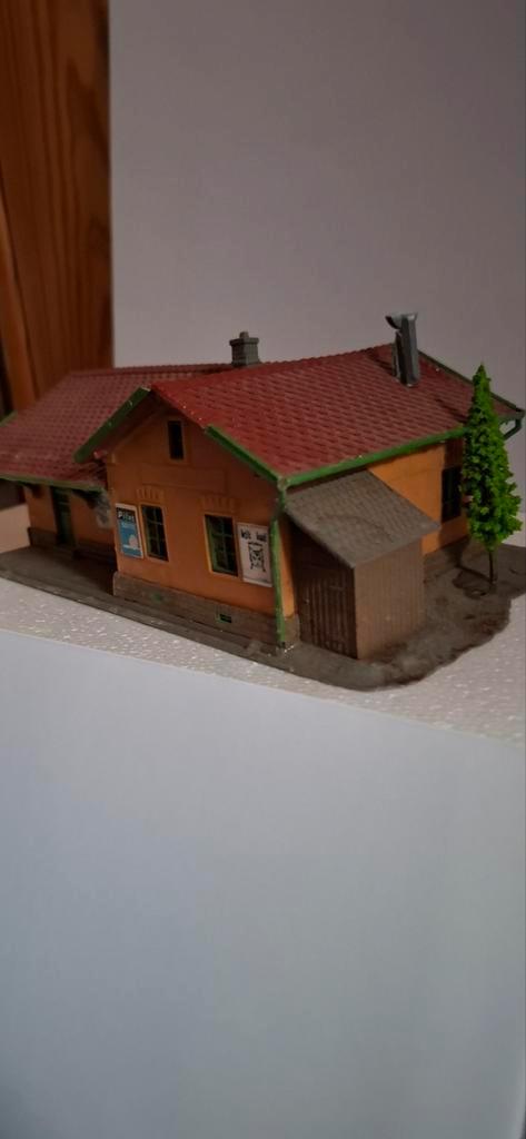 HO STATION of anders te gebruiken, Hobby en Vrije tijd, Modeltreinen | H0, Gebruikt, Brug, Tunnel of Gebouw, Gelijkstroom of Wisselstroom