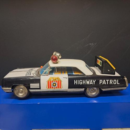 Buick Highway patrol police car blik Ichiko japan, Antiek en Kunst, Antiek | Speelgoed, Ophalen
