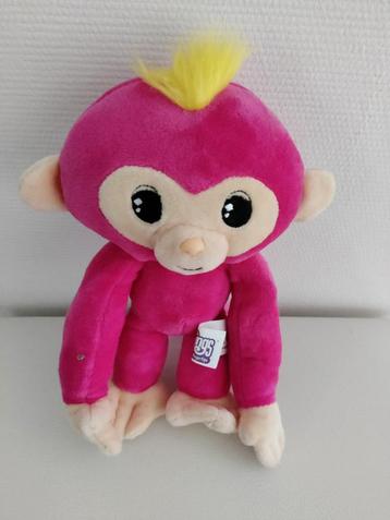 Fingerlings Knuffel Aap Roze beschikbaar voor biedingen