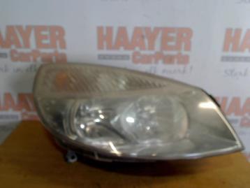 Koplamp Rechts Renault Scénic II (JM) (2003-06/2006-10) beschikbaar voor biedingen