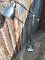 vintage chromen vloerlamp, Gebruikt, Retro Vintage, 100 tot 150 cm, Ophalen of Verzenden
