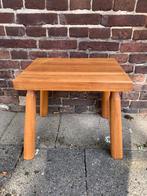 Leuk vintage bijzettafeltje met dikke poten brutalist, Ophalen of Verzenden
