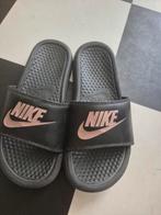 Slippers maat 36, Nike, Ophalen of Verzenden, Gedragen, Slippers