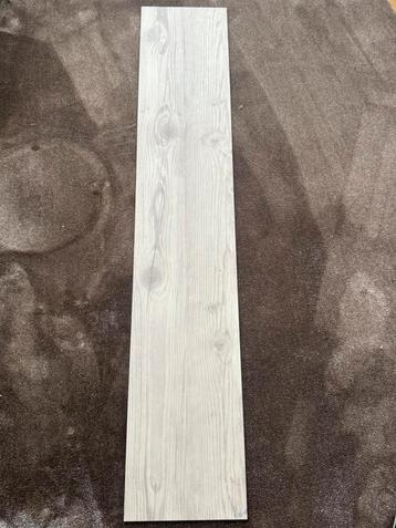 Tarkett pvc in de kleur Christmas Pine WHITE 150m2 beschikbaar voor biedingen