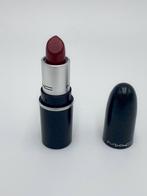 MAC mini lipstick dubonnet, Sieraden, Tassen en Uiterlijk, Uiterlijk | Cosmetica en Make-up, Lippen, Ophalen of Verzenden, Zo goed als nieuw