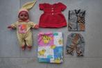Babypop met extra kleding en dekentje 34 cm, Kinderen en Baby's, Speelgoed | Poppen, Ophalen of Verzenden, Gebruikt, Babypop