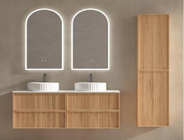 Mooie geribbeld houten massief badmeubelset met kommen nieuw, Doe-het-zelf en Verbouw, Sanitair, Nieuw, Ophalen of Verzenden