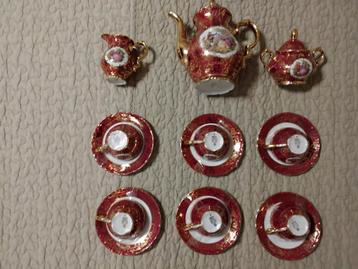 Mooi bavaria servies leuk voor een vitrine kastje  beschikbaar voor biedingen