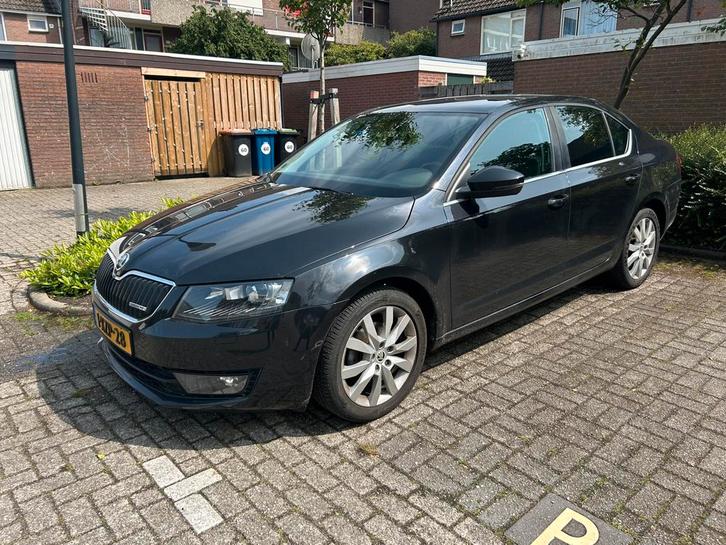 Skoda Octavia 1.6 TDI 110pk Greenline | Xenon | Clima |, Auto's, Skoda, Particulier, Octavia, ABS, Adaptieve lichten, Airbags