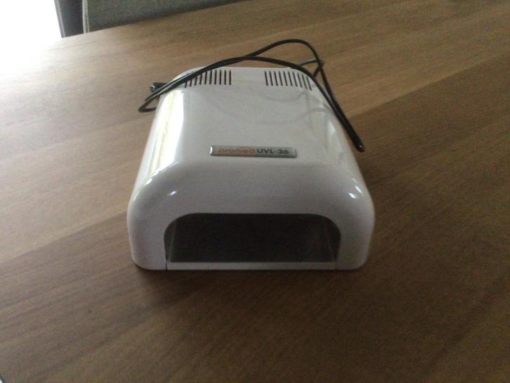 Promed UV Lamp UVL-36 S + Accessoires, Sieraden, Tassen en Uiterlijk, Uiterlijk | Cosmetica en Make-up, Gebruikt, Toebehoren, Handen en Nagels