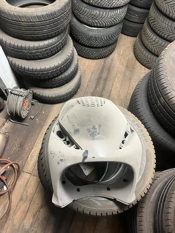 Voorkap piaggio zip beschikbaar voor biedingen