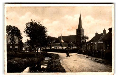 Hallum, (boven Leeuwarden) Dorpsgezicht. Militair Verzonden, Verzamelen, Ansichtkaarten | Nederland, Gelopen, Friesland, Voor 1920