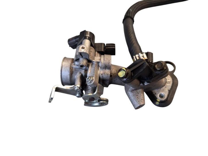 Gasklephuis injectiesysteem origineel Peugeot Kisbee, Fietsen en Brommers, Brommeronderdelen | Scooters, Gebruikt, Peugeot, Ophalen of Verzenden