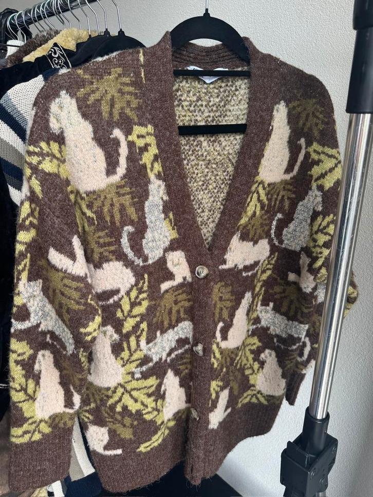 Zara jacquard print gebreid vest, Kleding | Dames, Truien en Vesten, Zo goed als nieuw, Maat 36 (S), Bruin, Ophalen of Verzenden