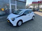 Toyota Aygo 1.0 VVT-i x-fun, Voorwielaandrijving, Stof, Gebruikt, 4 stoelen