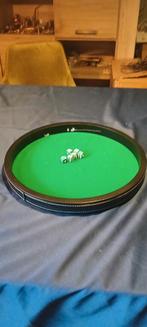 Dobbelspel met dobbelstenen plateau, Ophalen