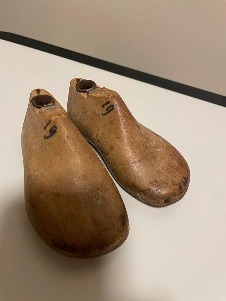 Antieke schoenleestjes kindermaat 19, Antiek en Kunst, Curiosa en Brocante, Ophalen