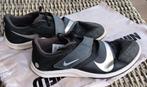 Nike rival jump maat 39, Sport en Fitness, Ophalen of Verzenden, Zo goed als nieuw, Spikes, Nike