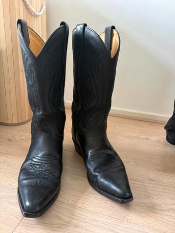 Authentic Black Leather Cowboy Boots by SENDRA maat 43 beschikbaar voor biedingen