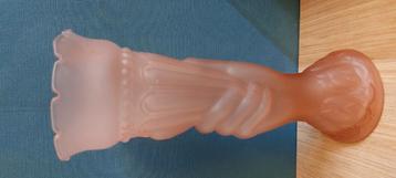 Satin Pink Lady Liberty Hand Vase

 beschikbaar voor biedingen