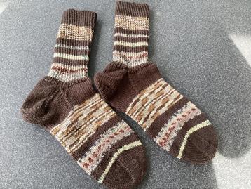 Dames of herensokken maat 41/42 beschikbaar voor biedingen