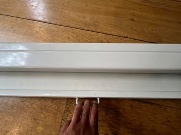 Projectiescherm – 204cm breed beschikbaar voor biedingen