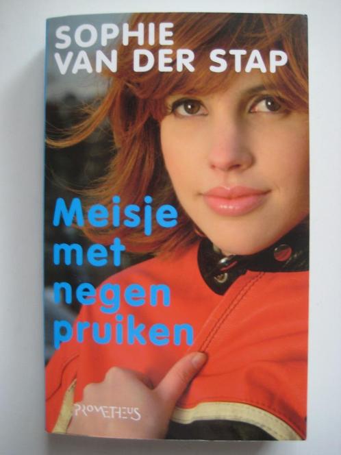 "Meisje met negen pruiken" - Sophie van der Stap., Boeken, Biografieën, Nieuw, Overige, Ophalen of Verzenden