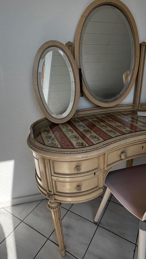 Make-up tafel (vintage), Huis en Inrichting, Woonaccessoires | Spiegels, Zo goed als nieuw, Rechthoekig, Ophalen