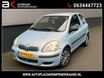 Toyota Yaris 1.0 VVT-i Idols Airco Nieuwe apk Nap, 4 cilinders, 855 kg, Origineel Nederlands, Bedrijf