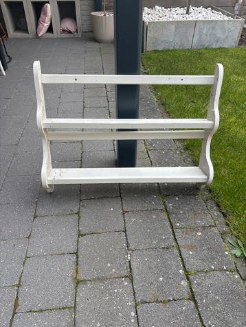 Houten Bordenplank voor Keuken beschikbaar voor biedingen