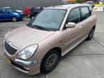 Daihatsu Sirion 98.136 KM NAP, Voorwielaandrijving, Stof, Gebruikt, Handgeschakeld