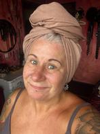 Splinternieuwe brede beige tulband/sjaal nu voor 10€, Kleding | Dames, Noidea, Maat 46/48 (XL) of groter, Nieuw, Ophalen of Verzenden