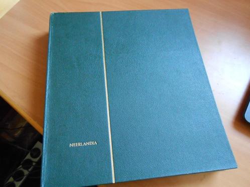 Neerlandia album 50% nieuw oningetekend 50% getekend GB, Postzegels en Munten, Postzegels | Toebehoren, Verzamelalbum, Ophalen of Verzenden