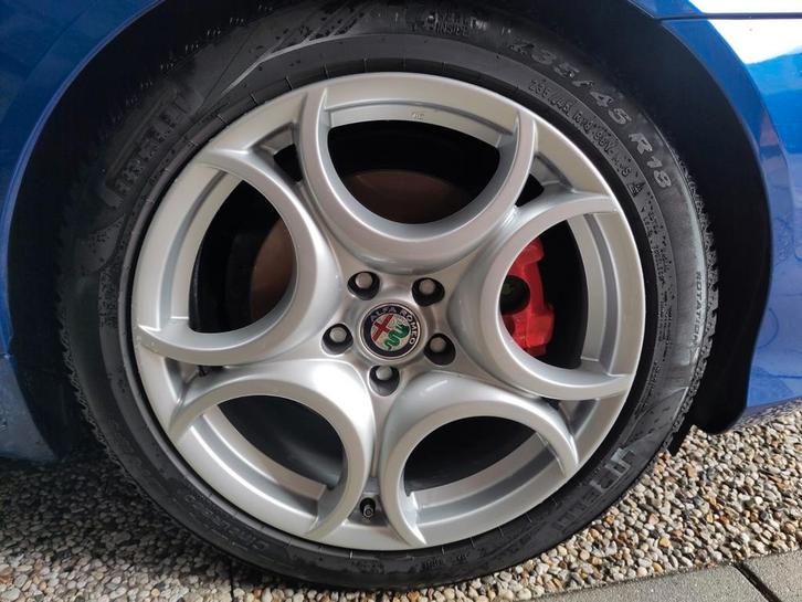 Alfa Romeo 8C 18 inch Velgen, Auto-onderdelen, Banden en Velgen, Banden en Velgen, All Season, 18 inch, 235 mm, Personenwagen
