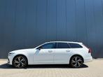 Volvo V90 2.0 T8 AWD R-Design luchtvering / B&W / pano / HUD, 4 cilinders, Wit, Vierwielaandrijving, Hybride Elektrisch/Benzine