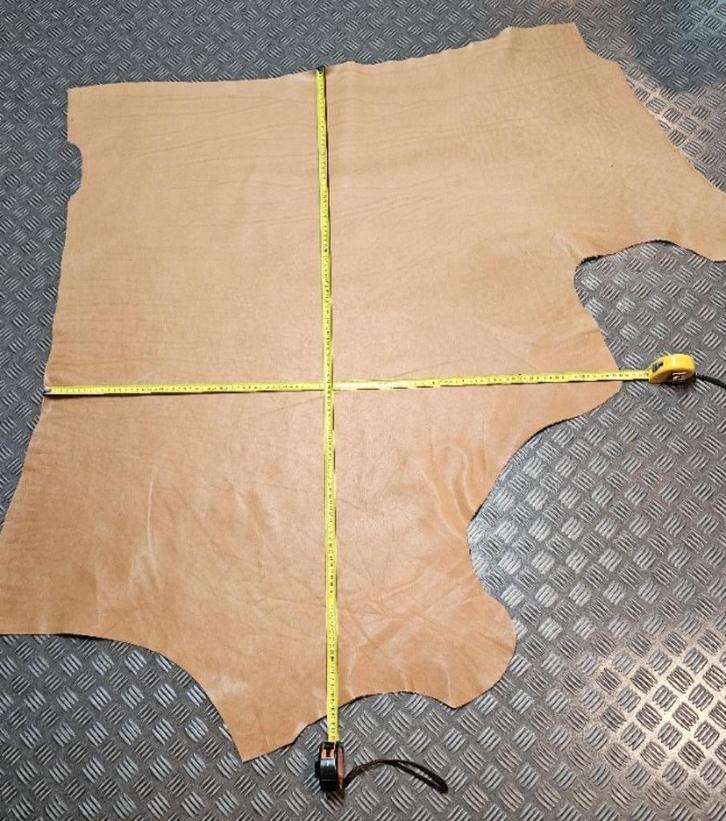 Rund - Leer Zandkleurige Camel(zie omschrijving!), Hobby en Vrije tijd, Stoffen en Lappen, Nieuw, Leer of Kunstleer, 30 tot 120 cm