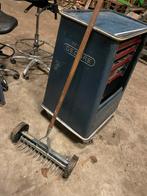 Gazonbeluchter / Prikrol verticuteerhark, Tuin en Terras, Hand-tuingereedschap, Ophalen, Gebruikt, Overige soorten