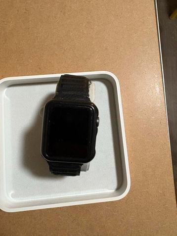 Apple Watch Series 3 42mm Zwart beschikbaar voor biedingen