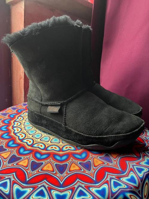 Gevoerde leren laarzen van Fitflop maat 39 nu 110€, Kleding | Dames, Schoenen, Gedragen, Lage of Enkellaarzen, Zwart, Ophalen of Verzenden