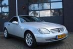Mercedes-Benz SLK 200 ORIGINEEL NL! NIEUWE APK, Auto's, Voorwielaandrijving, 1998 cc, Zwart, Bedrijf