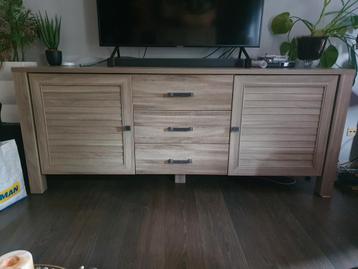 Komplete woonkamer uitset beschikbaar voor biedingen
