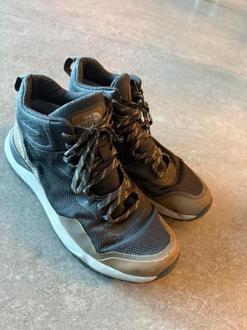 The North Face 44 beschikbaar voor biedingen