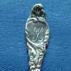 verzilverd letterlepeltje, lepeltje letter K (Sola 90), Antiek en Kunst, Antiek | Bestek, Ophalen of Verzenden